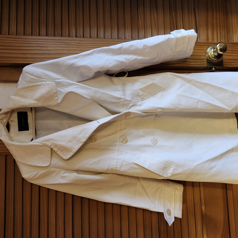 Tahari Elegant White Coat